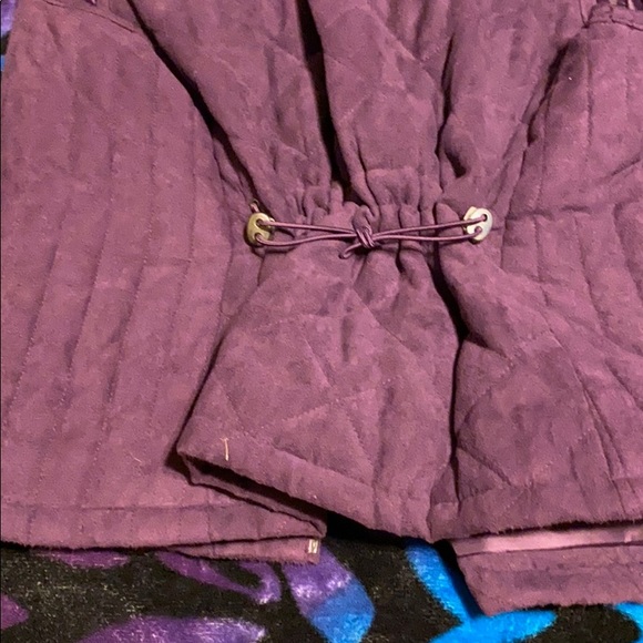 Vest - Picture 4 of 6